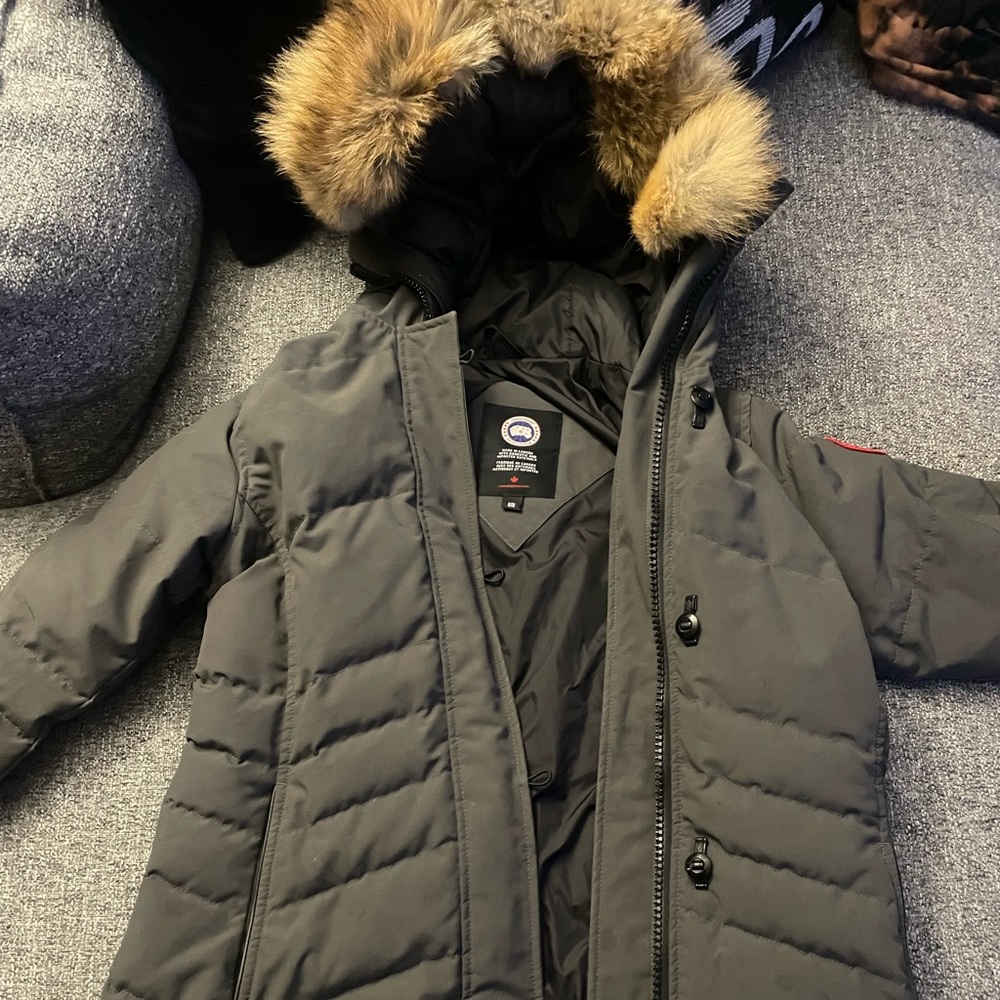 Women’s Lorette Parka size M…. Excellent condition. Worn only twice.